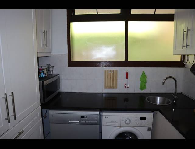 3 BEDROOM FLAT FOR SALE IN PARADISE VALLEY